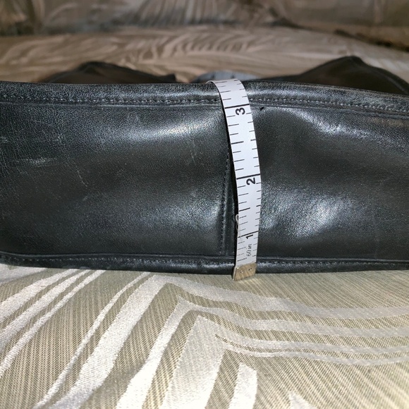 Coach Black Leather  North/South Bag - Picture 5 of 8